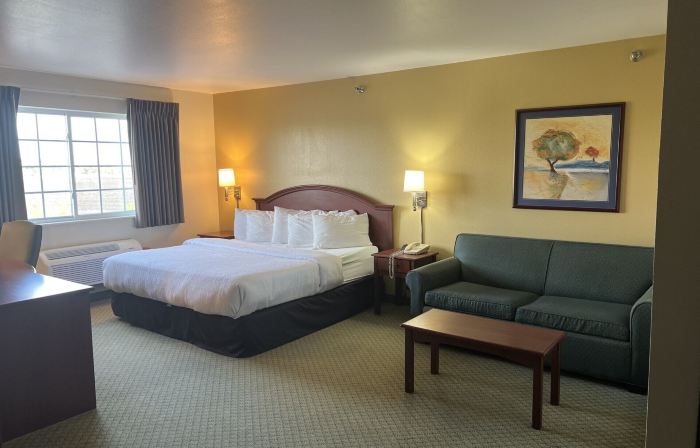 GrandStay Hotel & Suites Becker
