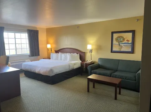GrandStay Hotel & Suites Becker