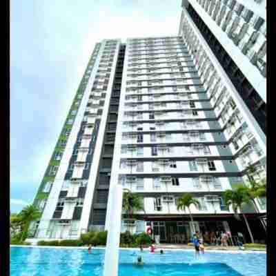 NEW 2-Bedroom PENTHOUSE Condo Unit CENTRIOMall Fitness & Recreational Facilities