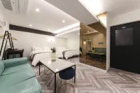 El Hotel Busan - Motels