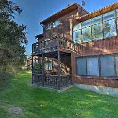 Hike, Ski & Golf: Mtn-View Codo in Vernon Township Hotel Exterior