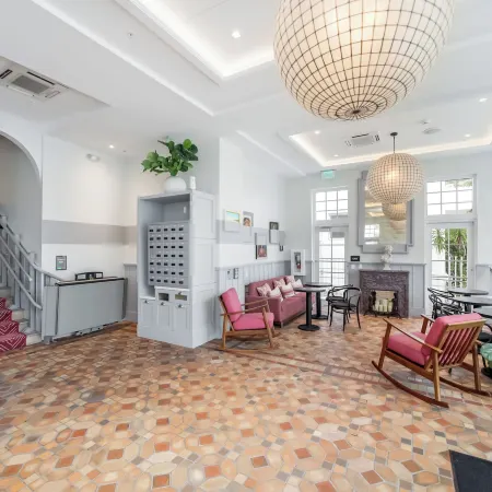 The Julia Hotel Отели рядом с достопримечательностью «Ночной клуб Nikki Beach Miami»