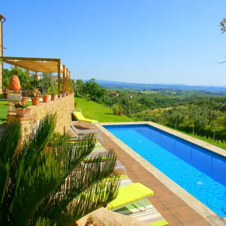 Hillside Escape in Vinci