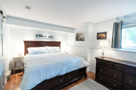 A Topnotch Stowe Experience - Stowe Condo with Free Resort Pool & Hot Tub