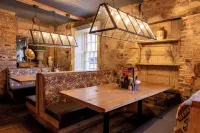 The Dirty Bottles Inn - breakfast
