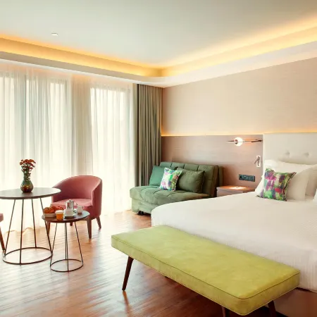 Zeus Essence Wyndham Athens Residence