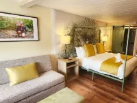 Arbors at Island Landing Hotel & Suites Hotels in Sevier County