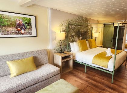 Arbors at Island Landing Hotel & Suites