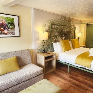 Arbors at Island Landing Hotel & Suites