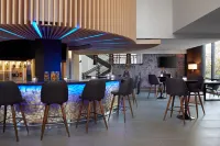 Delta Hotels Sherbrooke Conference Centre - bar
