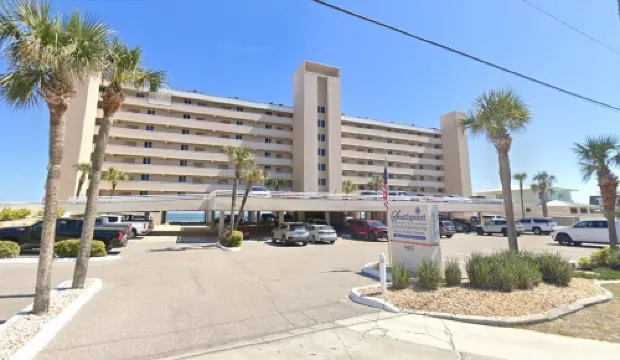 Renovated Condo with Pool on No Drive Beach Hotels in Ponce Inlet