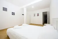R 02 - Bedroom 2 in Casa do Moinho Guesthouse - Pensions