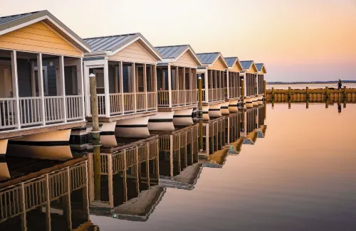 Blufin Bungalows & Marina