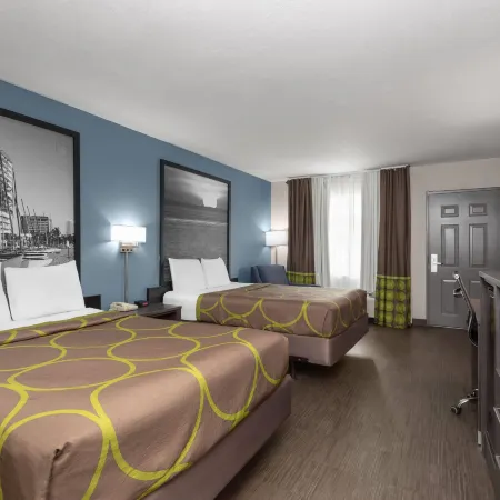 Super 8 by Wyndham Dania/Fort Lauderdale Arpt