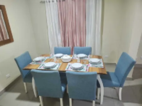 Amazing Three Bedroom House Hotels in 