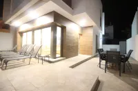 Spacious Villa in Villamartin for 6 - Boutique