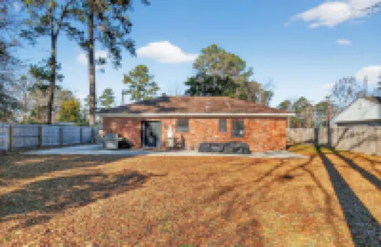 Relax In Pooler Modern 3br Huge Yard 3 Bedroom Home