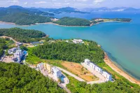 Yeosu Moine Pool Villa