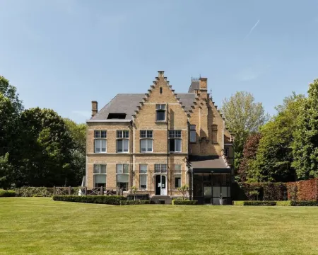 Boutique Hotel Ter Wallen Hotels in Izegem