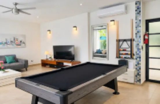 Villa Pearl private pool 5 min walk to the beach 8 min walk to 5th Avenue