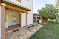 Apartments Tanja - parking