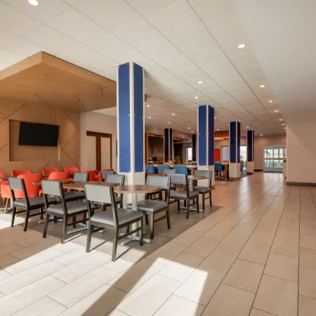 Holiday Inn Express & Suites YUBA CITY - MARYSVILLE by IHG