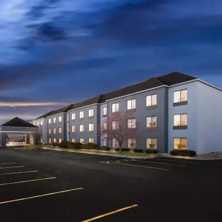 Comfort Suites
