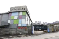 Namyangju Cream Hoteles cerca de Biblioteca Miracle de Dobong
