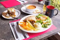 Auberge l'Ambassadeur - พร้อมอาหารเช้า