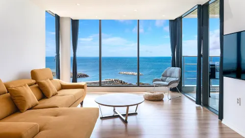 Pohang Beach Whale Villa B - Bungalows