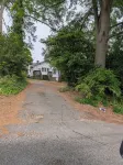 Casey's Cottage- Georgia Ave