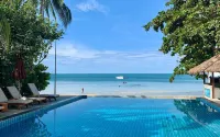 Pen's Bungalow Koh Phangan - Infinity Pools