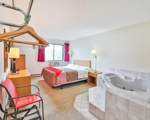 OYO Hotel Pipestone MN, Canterbury Park Hotels in Pipestone