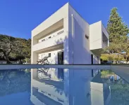 Green Land Boutique Hotel - Homestays