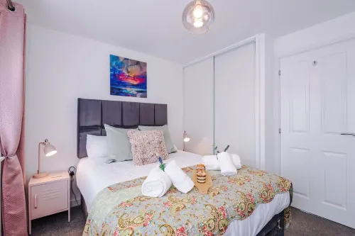 Ideal for Business Long-term Guests Free Parking