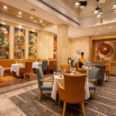 DoubleTree by Hilton Agra