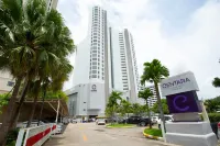 Centara Riverside Hotel Chiang Mai Hotels near Ratchavej Hospital