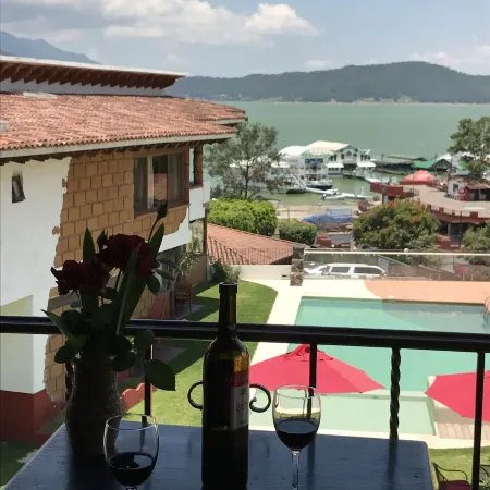 Hotel Puesta del Sol
