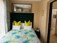 Budget Stays At Olivia Pines Guesthouse