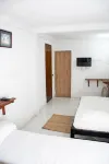 Spacious Coveñas Cabin 4 Bedrooms, close to beach, Pet-Friendly