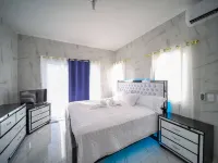 8BR Private Villa in Sosúa - 2 mins from Nightlife - 4-Sterne
