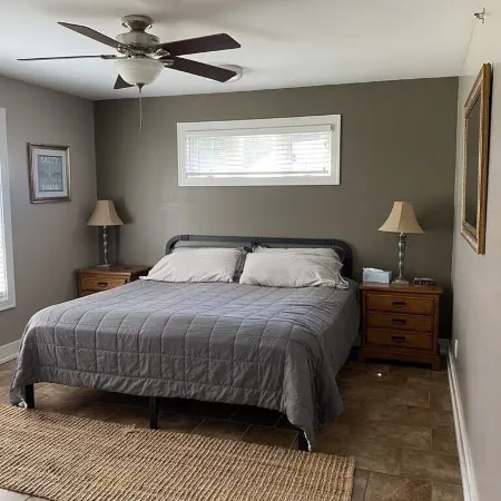 Condo w/Pool! 2 Bedroom/2 Bath - Sleeps 6