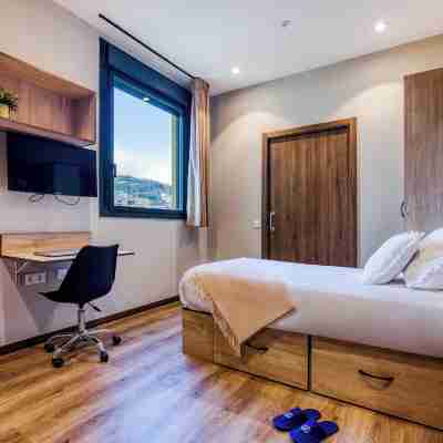 Livensa Living Studios Bilbao Rooms