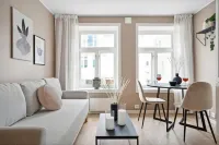 70 Degrees North City Apartments