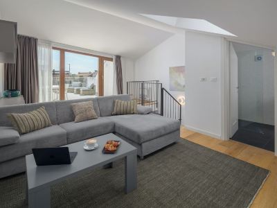 Maj Premium Residence