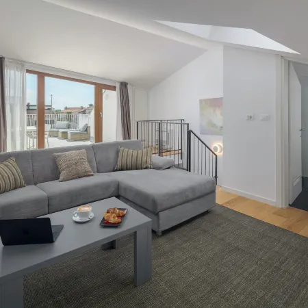 Maj Premium Residence