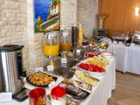 Hotel Luxury - breakfast