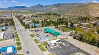 Super 8 by Wyndham Montpelier - 3-Star