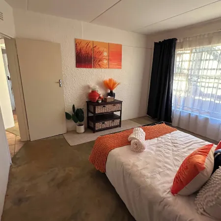 Retro at The Vaal - Entire Flat
