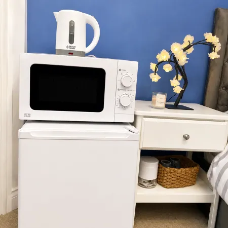 Casa de Centro en-Suite Room Netflix, Fast WiFi & Free Parking Отели в г. Уольверхэмптон